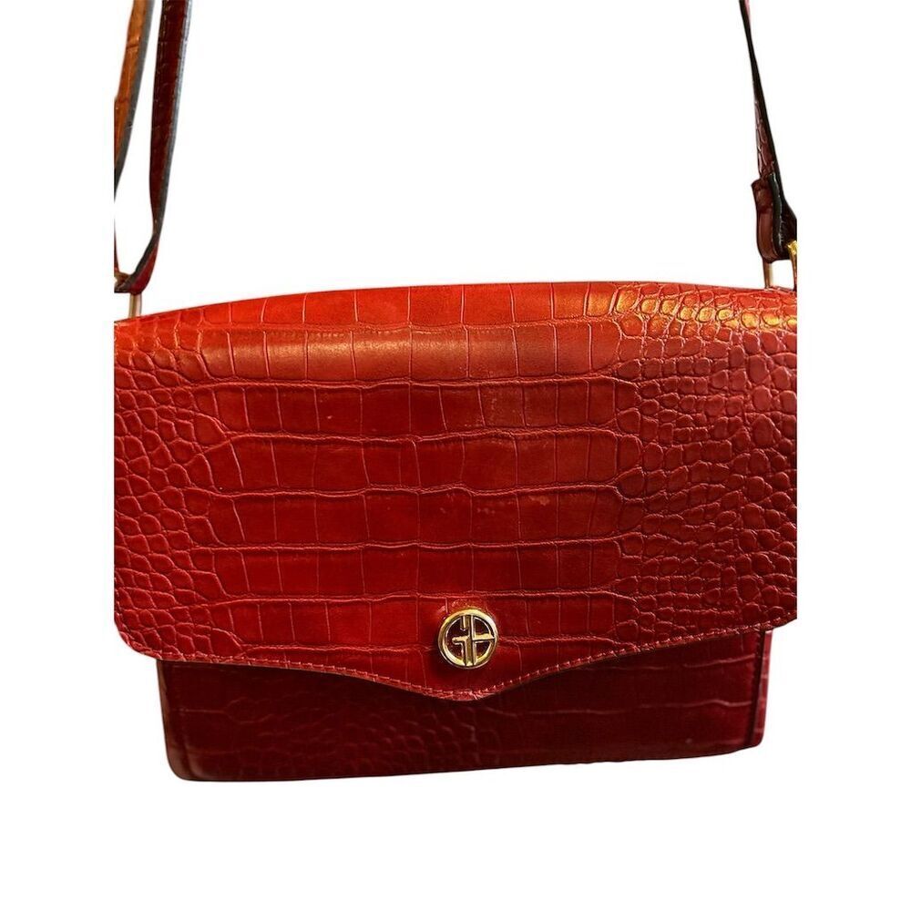 Giani Bernini Women's Red Croc Embossed‎ Crossbody Bag Medium Casual